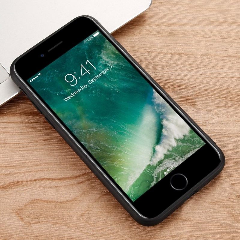Hoesje voor iPhone SE 2022 Pauline Generfd Leer