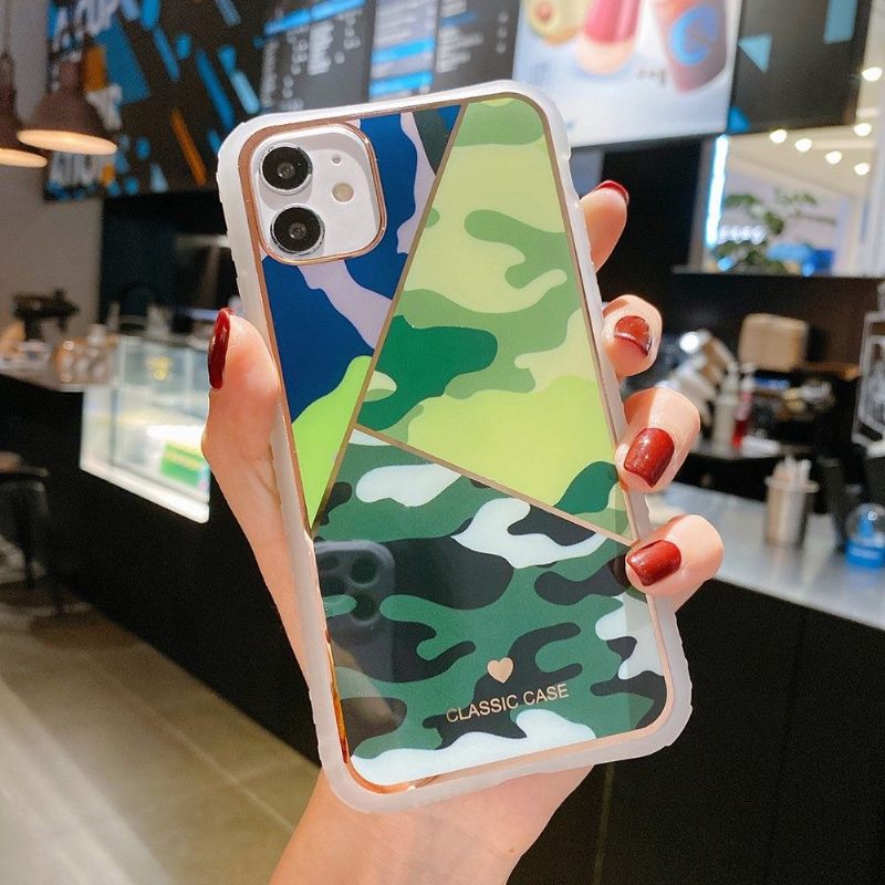Hoesje voor iPhone 12 / 12 Pro Kleur Camouflage