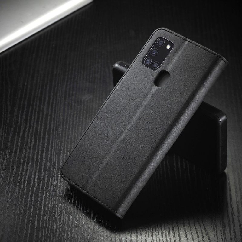 Cover voor Samsung Galaxy A21s Tommy Style Ledereffect - Zwart